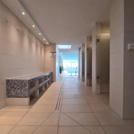 Terrassenhaus, 31 Apartment Duhnen